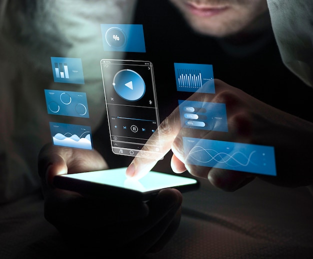 Jak technologie low-code rewolucjonizują wdrażanie aplikacji mobilnych w przedsiębiorstwach